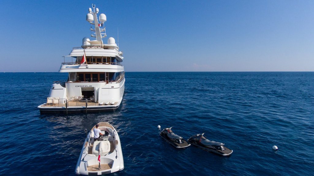 henri.artwood.com yacht9